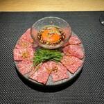 和肉食堂WWW - 肉刺しユッケ