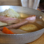 Murata pot-au-feu - 二種類のシャルキュトリーと野菜、骨付きチキンの特性ポトフ