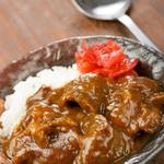 まかない牛すじカレー