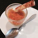 ブラン・ピエール - ２０１４年６月再訪。Ｃコース（３２００円）。人参のムースとコンソメのジュレ。