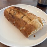 Full Full パンとワイン - めんたいフランス