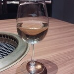 中目黒焼肉 登牛門 - スパークリングワイン