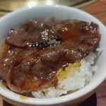 中目黒焼肉 登牛門 - リブロース焼きすき　ご飯のっけ♪