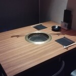 中目黒焼肉 登牛門 - 個室