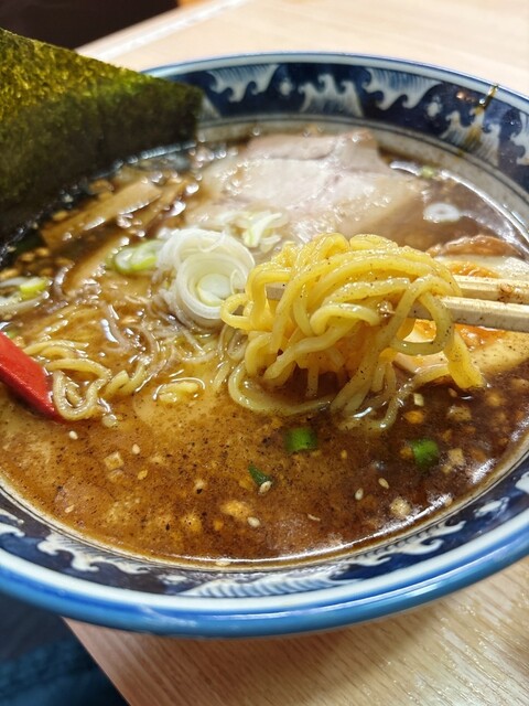 Ramen Menmaru Honjo Ten photo 3