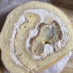 ローザー洋菓子店 - モカロール　400円