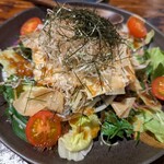 いさおや - 豆腐サラダぼりゅーみー！