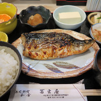 冨士屋本店 - 塩鯖の焼き魚定食