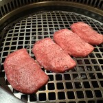 近江うし焼肉 にくTATSU - 