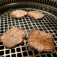 近江うし焼肉 にくTATSU - 