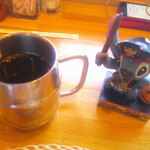 珈琲所コメダ珈琲店 - クラブハリエ監修 ショコラノワール ミニサイズ ＆ ミルキーミルクレープ ＆ アイスコーヒー たっぷりサイズ 氷抜き ＆ モーニングサービス ローブパン バター 手作りたまごペースト