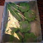 2014年5月：薫風(1個：\350+税)…1種類のみの販売で6個から注文可能らしいです(インターネット情報)