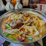 南国亭 - カセットコンロでグツグツ