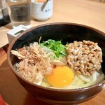 二◯加屋長介 - 