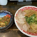 御麺　麦　一等兵 - 