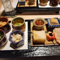 魚菜由良 鼎 - 