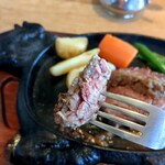 クローバーステーキハウス - 希少な部位のカイノミ　肉質は柔らかく弾力がある食感