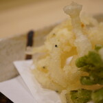 味ひろ - 口どける甘みに塩が煌めきを与え、一本でも堂々とした味わいを届ける宍道湖のシラウオ。