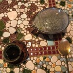 本と喫茶のゲンショウシャ - 