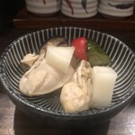 牡蠣ひよっこ商店 - 牡蠣と彩り野菜のピクルス