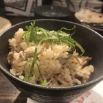 牡蠣ひよっこ商店 - 牡蠣の炊き込みご飯