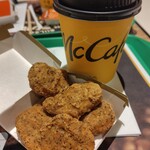 マクドナルド - 料理写真:ナゲット、ラテ