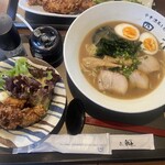 MARINE Q - ラーメンと煮卵とミニ唐揚げセット