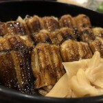 あなごめしうえの - あなごめし（アップ２）