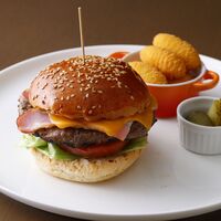 マリオットバーガー/Marriott Burger (U.S Beef Patty 200g)