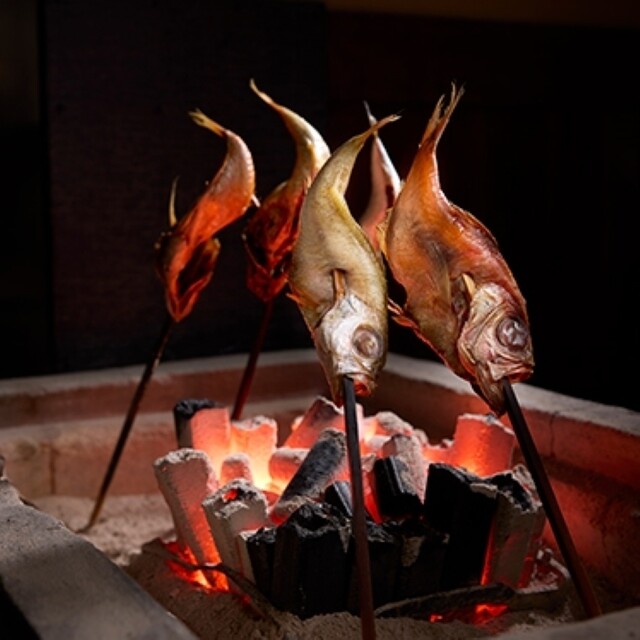 山 ワンランク上の世界の山ちゃん GEMS名駅三丁目店のご予約 - 国際