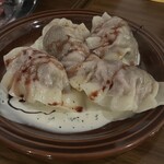 QWAN - ボルチー二餃子