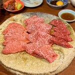 赤坂 らいもん - シンシン炙り・ハラミ・特撰ヒレ