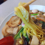 麺カフェ ひまわり - 麺リフト