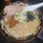 北海道らーめん みそ熊 - トッピング前