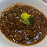キッチン ブルー グローブ - 反対側から、ビーフ肉はタップリ！