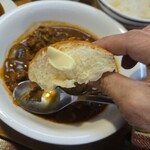 キッチン ブルー グローブ - ロールパンにて