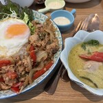 THAI CAFE SIMPLY BEST - A set ガパオライス+グリーンカレー