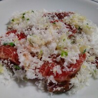 Ristorante CROSS 47 - 県産和牛のカルパッチョ 山わさび、パルミジャーノチーズ、ライム、バルサミコ