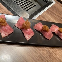 焼肉うしごろ 新宿三丁目店 - 