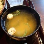 Tairyou Izakaya Maguro Ganchi - 味噌汁