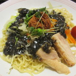 リンガーハット - 黒酢黒胡麻冷麺　５９０円