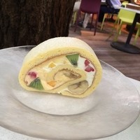 キハチ 青山本店 - トライフルロール