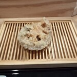 天ぷら上村 - れんこん