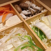 しゃぶしゃぶ・すし 八山 - 