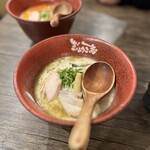 魚介味噌白湯 ぎょっこ志 - 