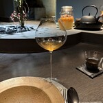 VERT - 『お茶⑧』
      山本甚太郎様の焙じ碾茶＋トンカ豆・ブラジルナッツの水出し