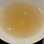 VERT - 『甘味②』
      羊羹
      　コンターレという金柑（フレッシュ）の層
      　阿波すず香とアニスヒソップの層
      　乳酸発酵させたコンターレの層
      
      『お茶②』
      阿波晩茶＋黒文字・ローズマリー