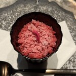 VERT - 『甘味⑥』
      ・酵素シロップ？をスプレー
      ・とちあいかで発酵させた薔薇のグラニテ
      ・発酵させたバラの花弁
      ・梅の発酵酵素シロップでコンポートしたとちあいか