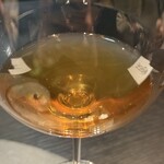 VERT - 『お茶③』
      吉田茶園様の茎焙じ茶＋発酵させたカリン果肉とラベンダーで水出し
      ホーリーバジルの蒸留水をグラス内面に吹き付けてから提供