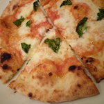 Pizzeria Compare Comare - ランチ　マルゲリータ（チーズ増量）＋スープ＋パンナコッタ＋紅茶　900円＋200円（チーズ増量）